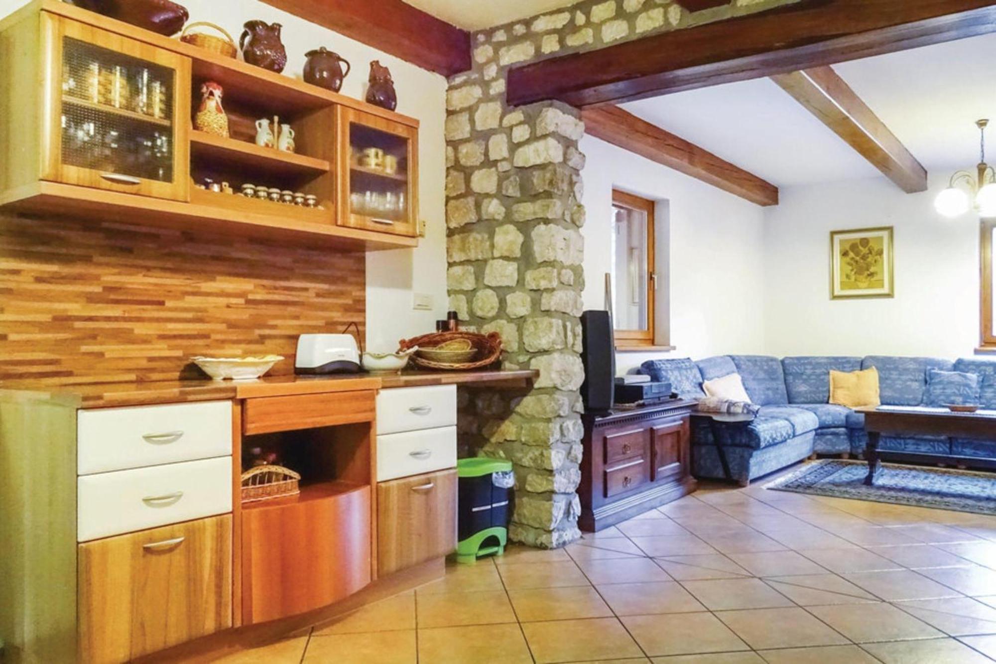 Chalet Primus Near Gorge - Happy Soca